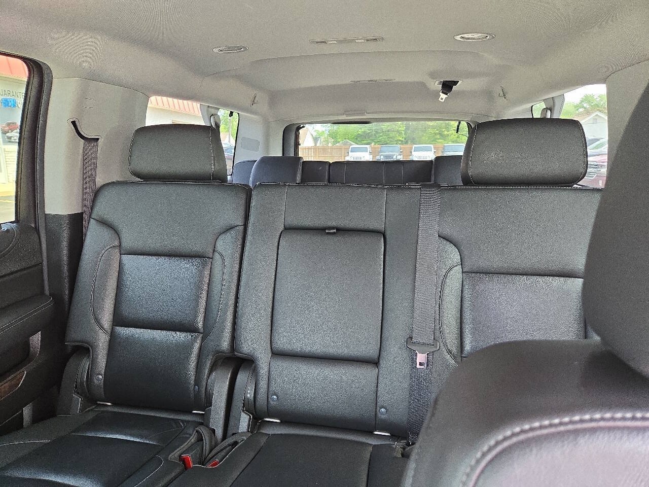 Used 2020 Chevrolet Suburban LT AWD/4WD image 21