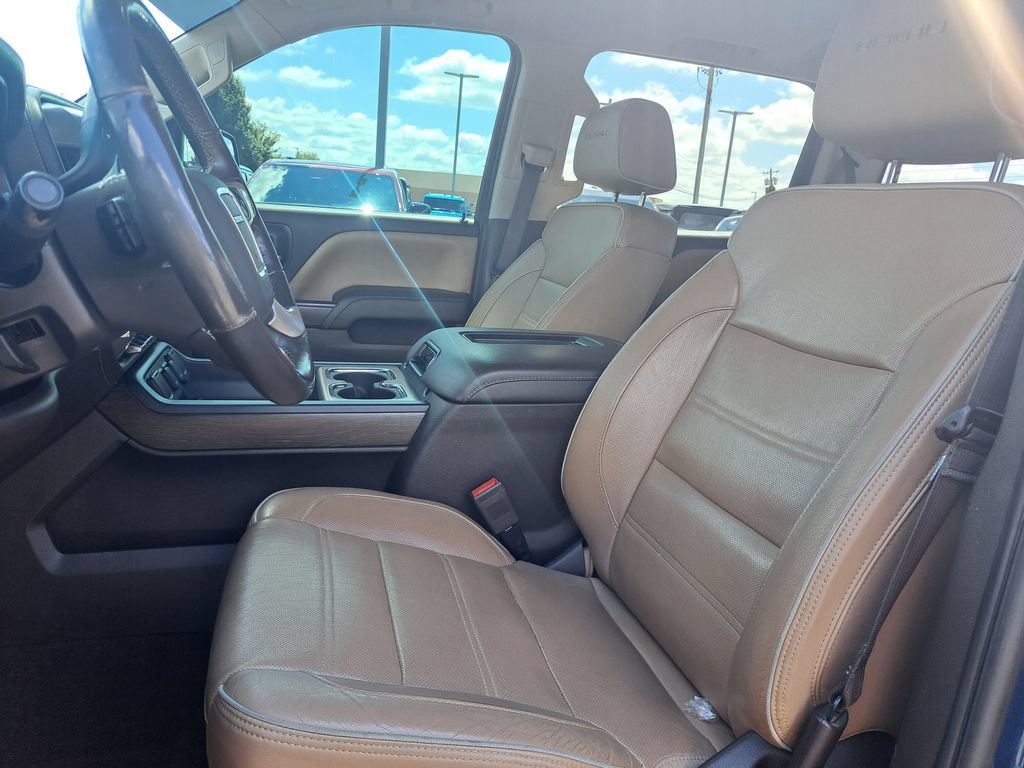 Used 2017 GMC Sierra 1500 Denali w/ Denali Ultimate Package AWD/4WD image 24