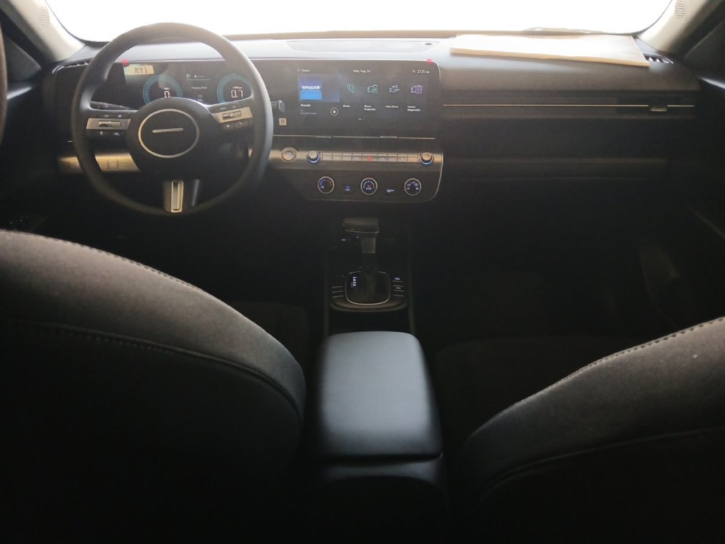 New 2027 Hyundai Kona SE FWD image 10