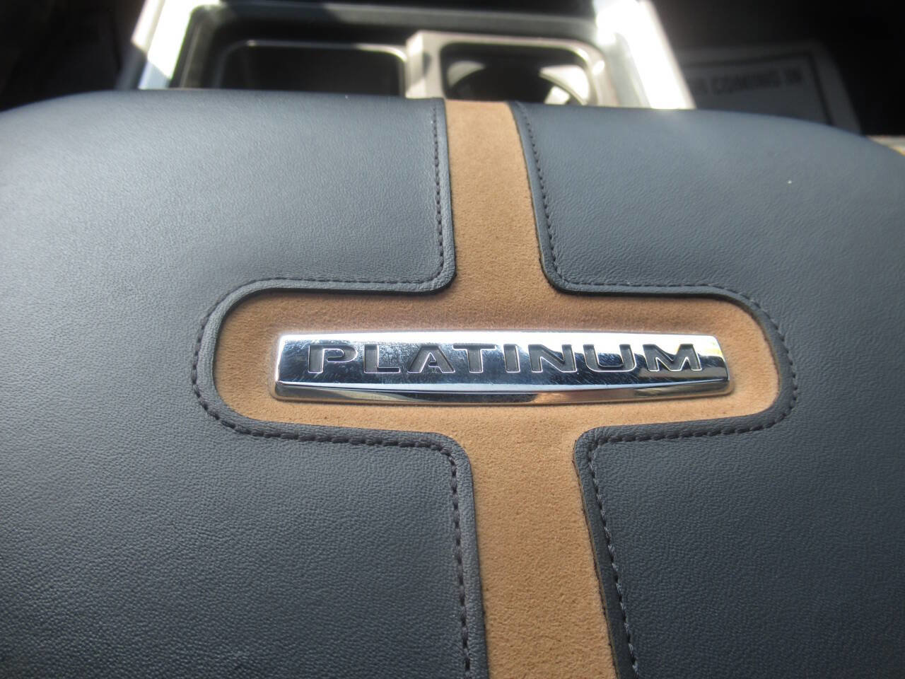 Used 2023 Ford F450 Platinum AWD/4WD image 33