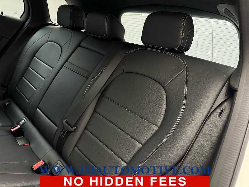 Used 2019 Mercedes-Benz GLC 300 4MATIC image 15