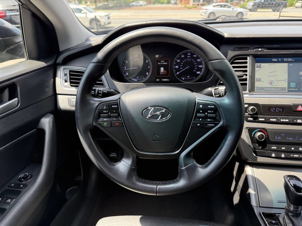 Used 2016 Hyundai Sonata Sport w/ Option Group 03 FWD image 18