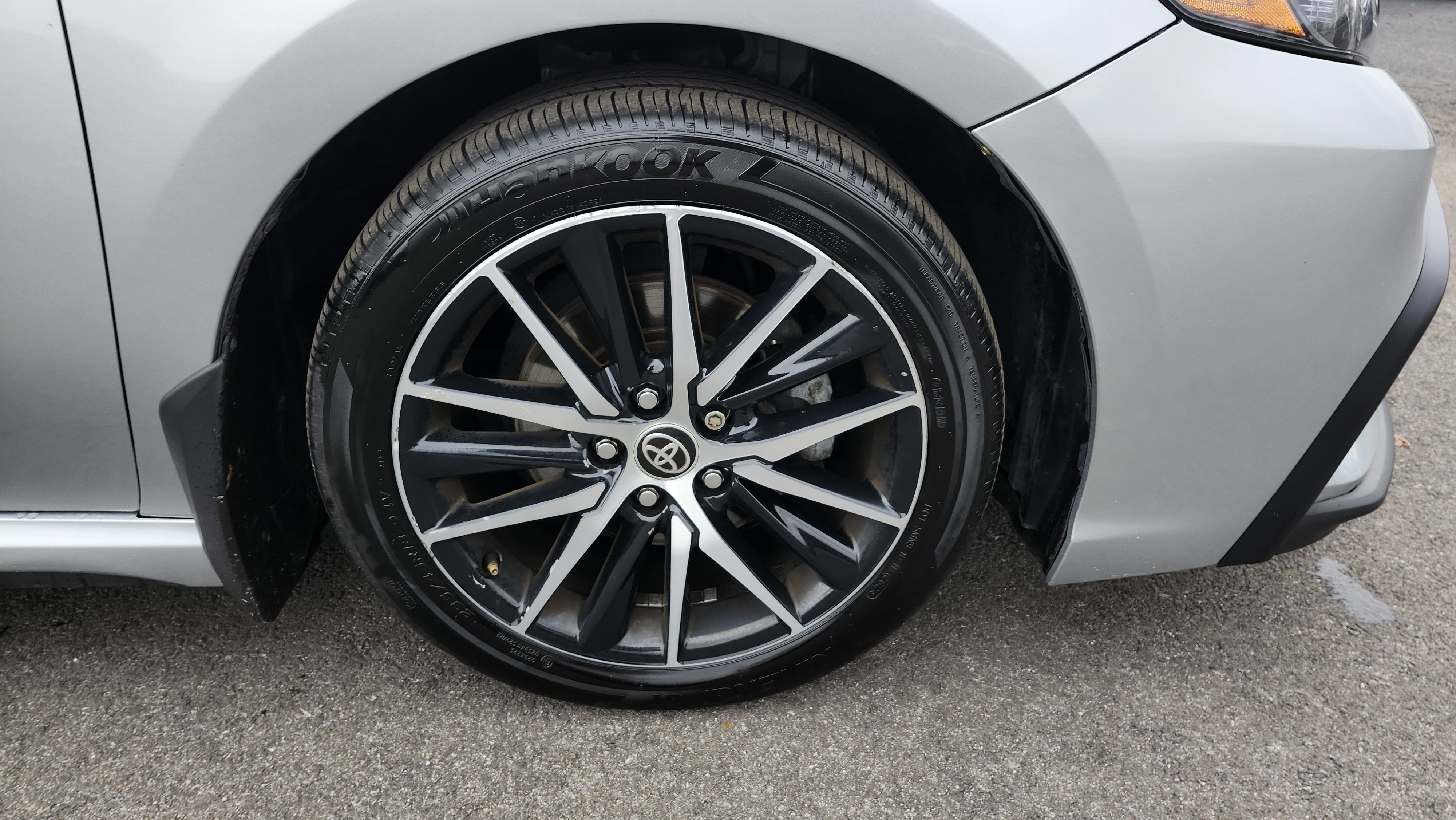 Used 2023 Toyota Camry SE image 11