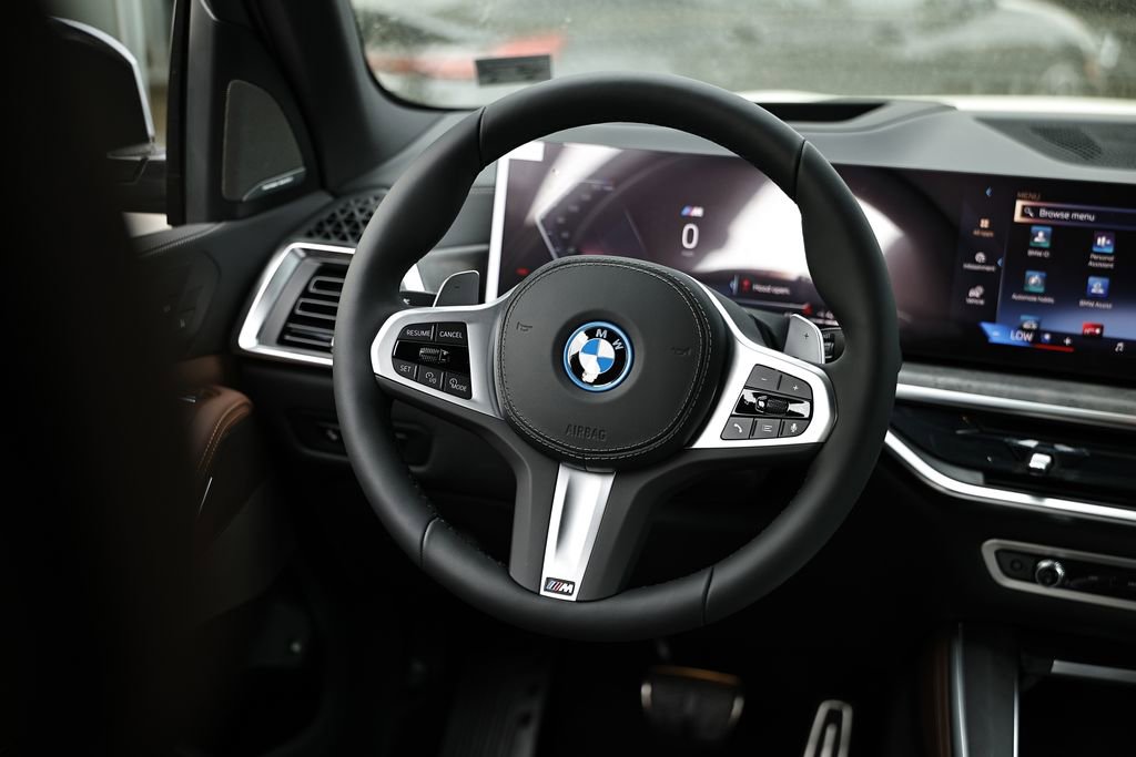 New 2026 BMW X5 xDrive50e w/ Executive Package image 30