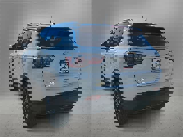 Used 2022 Jeep Compass Limited image 6