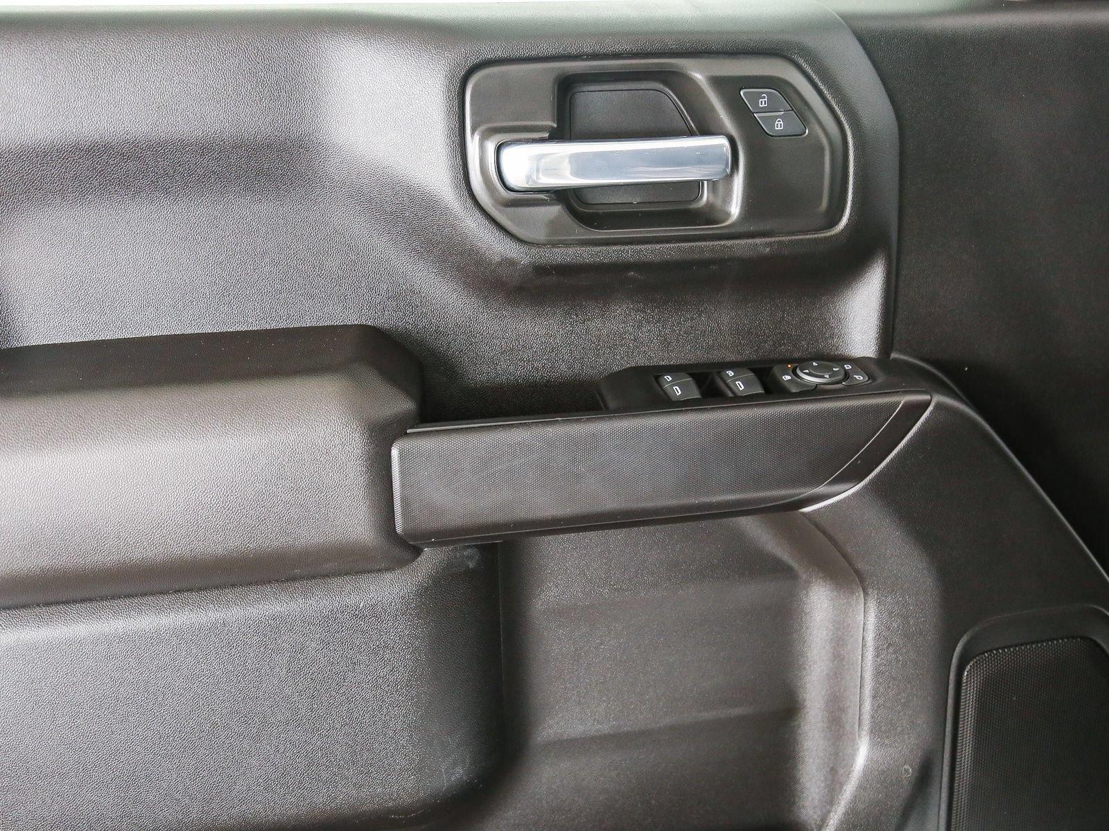 Used 2022 Chevrolet Silverado 1500 Custom w/ LPO, Dark Essentials Package RWD image 24