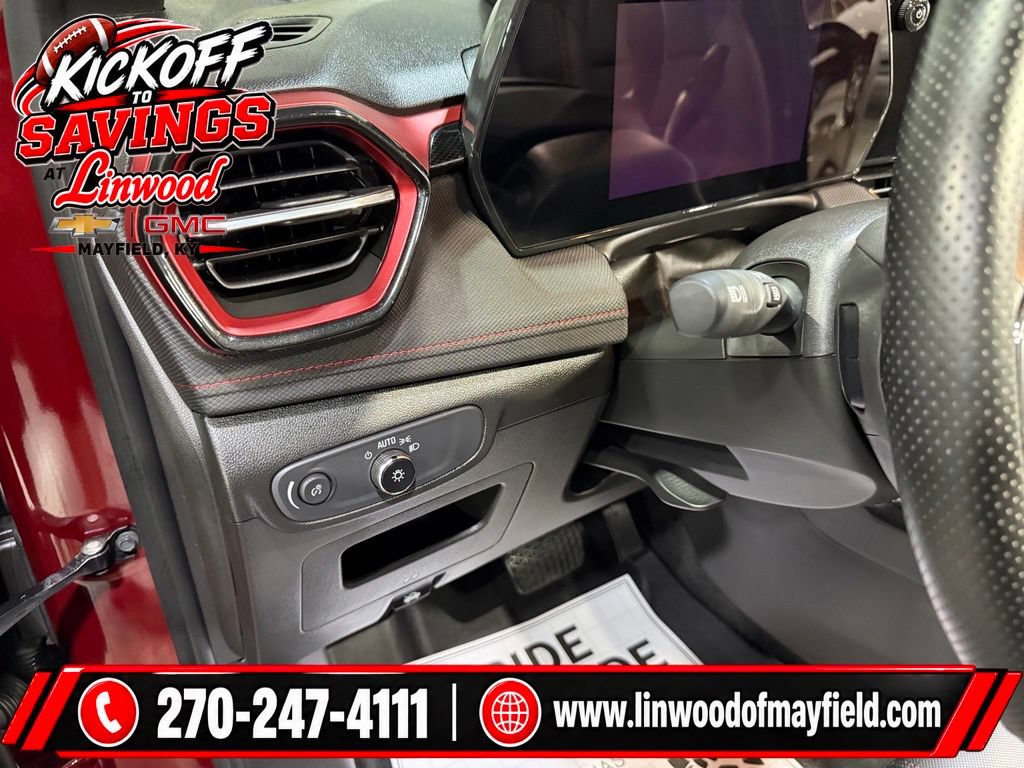 Used 2025 Chevrolet TrailBlazer RS w/ Convenience Package FWD image 13