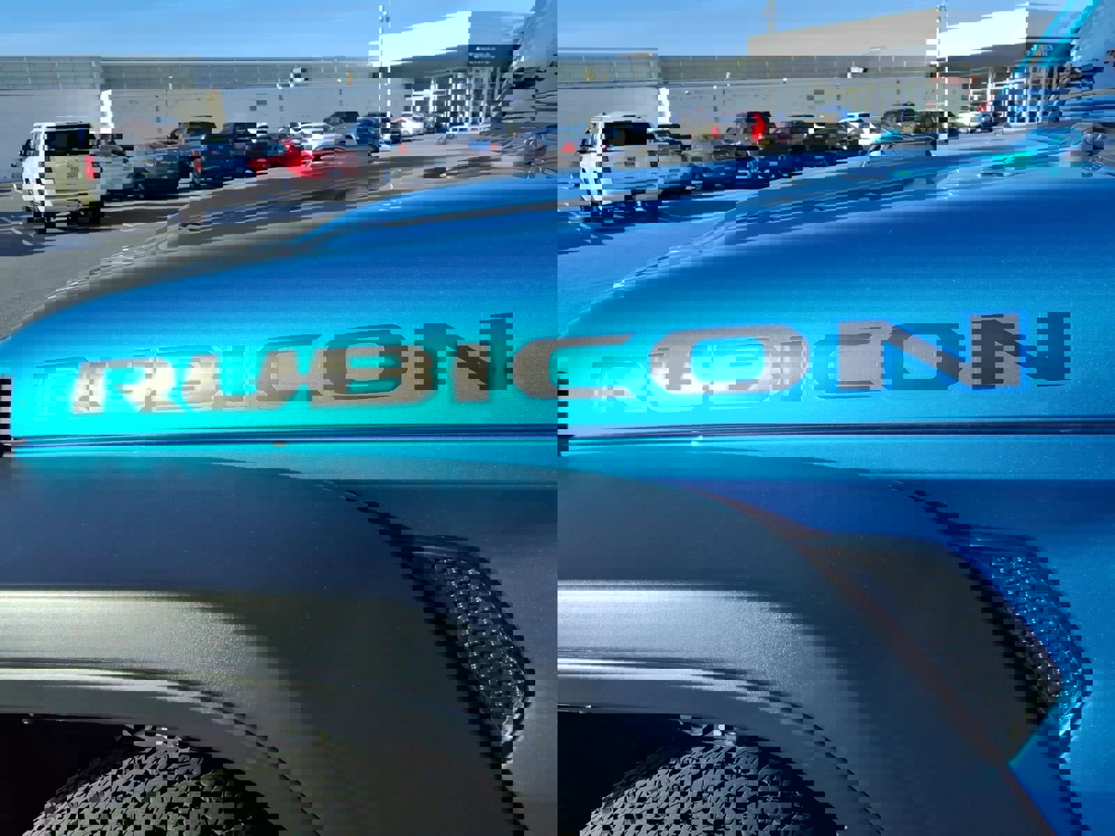 Used 2024 Jeep Wrangler Unlimited Rubicon 4xe w/ Convenience Group image 8