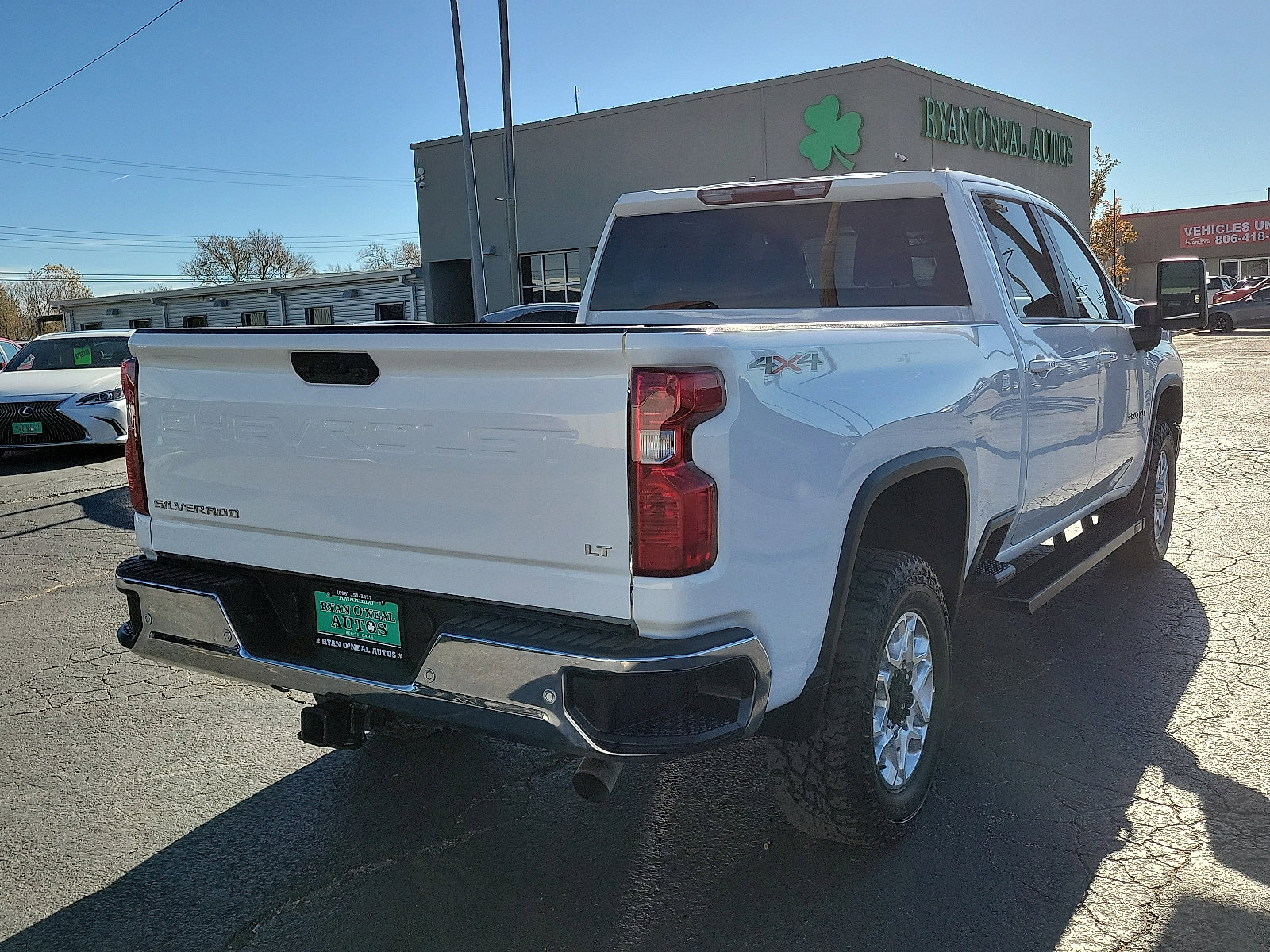 Used 2023 Chevrolet Silverado 2500 LT w/ Convenience Package image 3