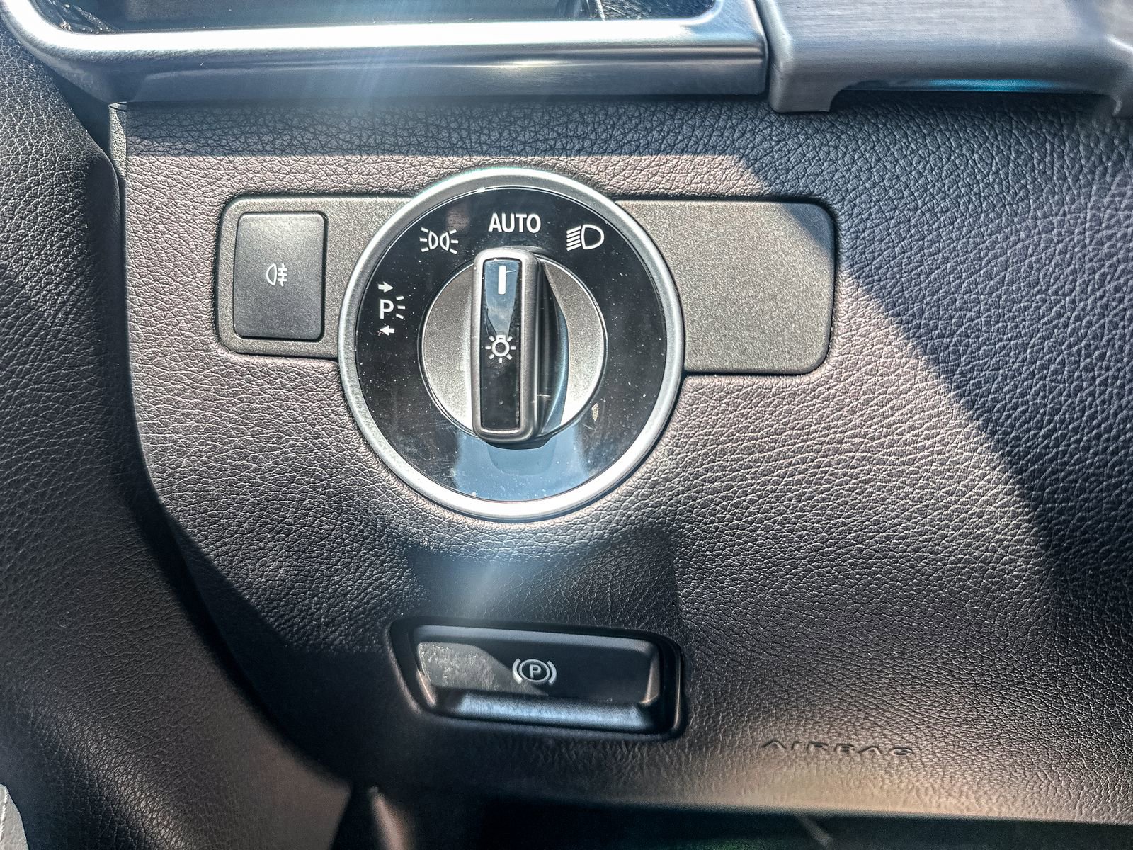 Used 2018 Mercedes-Benz GLE 350 w/ Premium 2 Package image 20