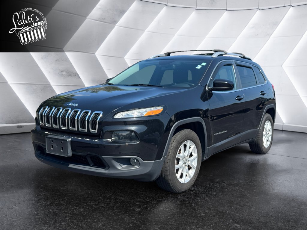Used 2016 Jeep Cherokee Latitude w/ Cold Weather Group AWD/4WD image 1