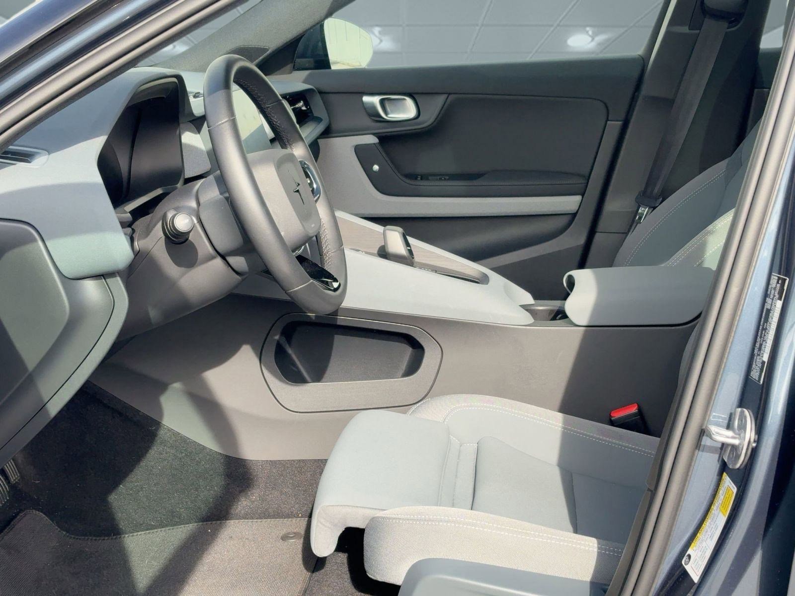 Used 2023 Polestar Polestar 2 Long Range Dual Motor w/ Pilot Pack image 5