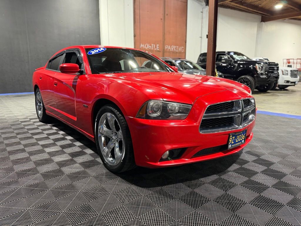 Used 2014 Dodge Charger R/T w/ Wheels & Tunes Group RWD image 6