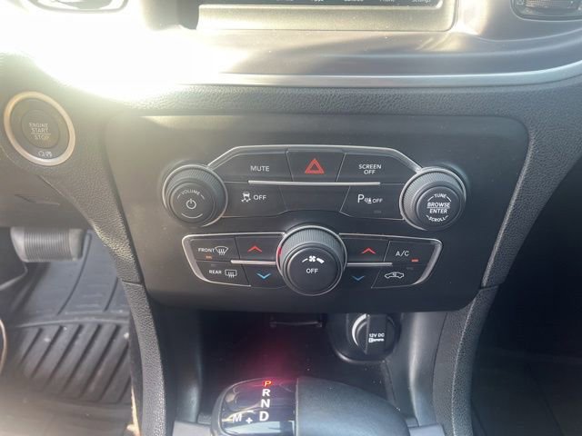 Used 2022 Dodge Charger SXT w/ Blacktop Package image 14