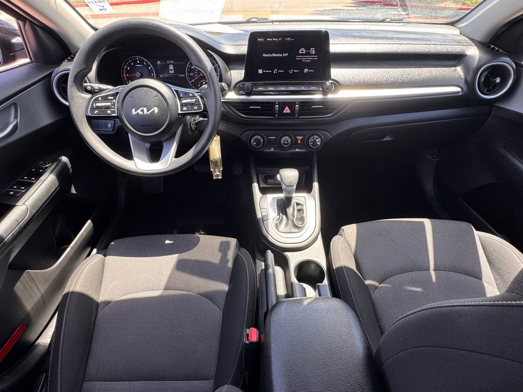 Used 2023 Kia Forte LXS FWD image 20