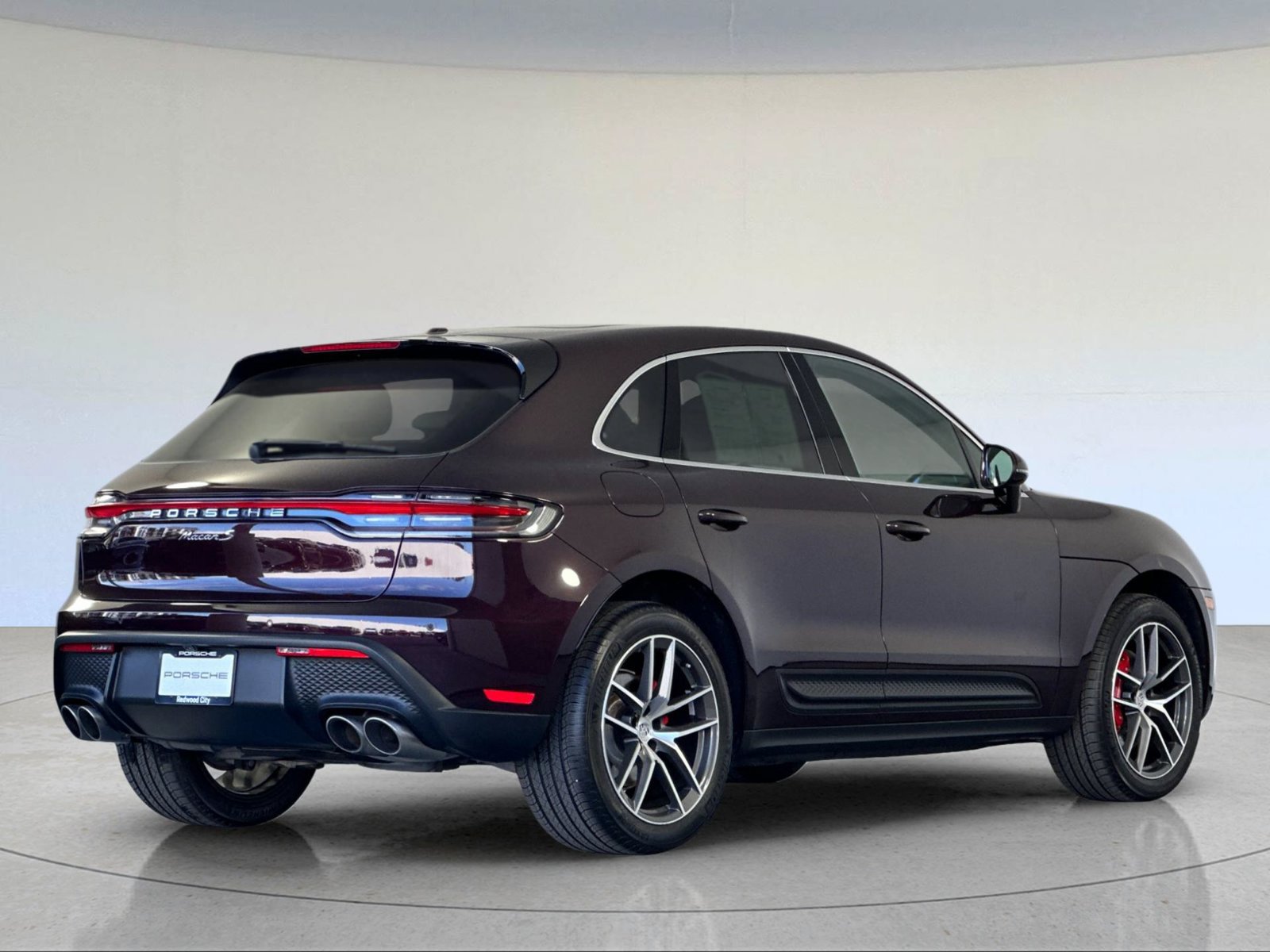 Certified 2023 Porsche Macan S AWD/4WD image 8