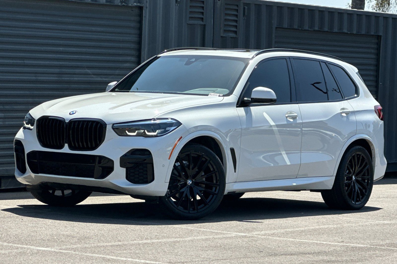 Used 2023 BMW X5 sDrive40i w/ M Sport Package