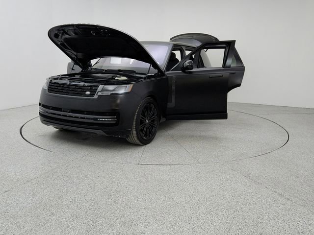 Certified 2023 Land Rover Range Rover SE image 9