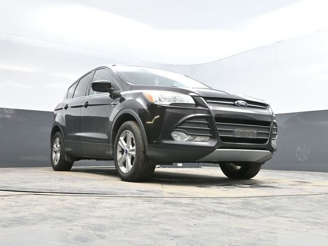 Used 2013 Ford Escape SE w/ Class II Trailer Tow Pkg image 24