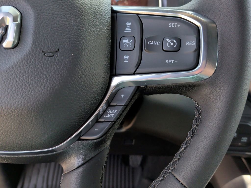 New 2026 RAM 3500 Laramie AWD/4WD image 21