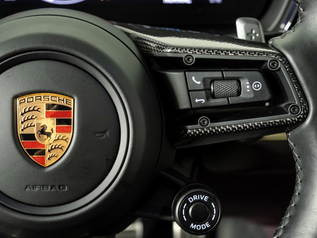 Used 2024 Porsche Cayenne S image 11