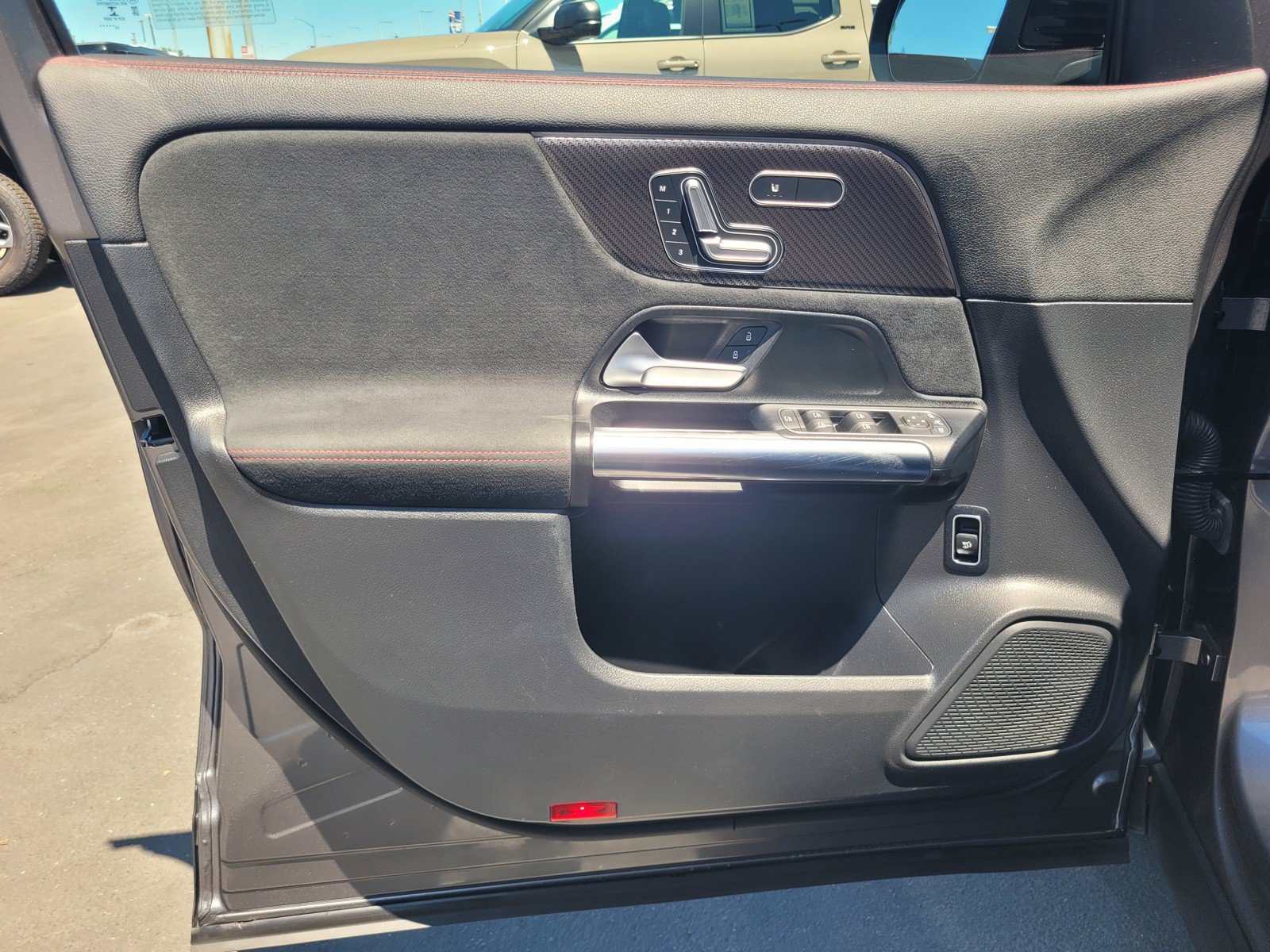 Used 2023 Mercedes-Benz GLA 250 4MATIC image 14