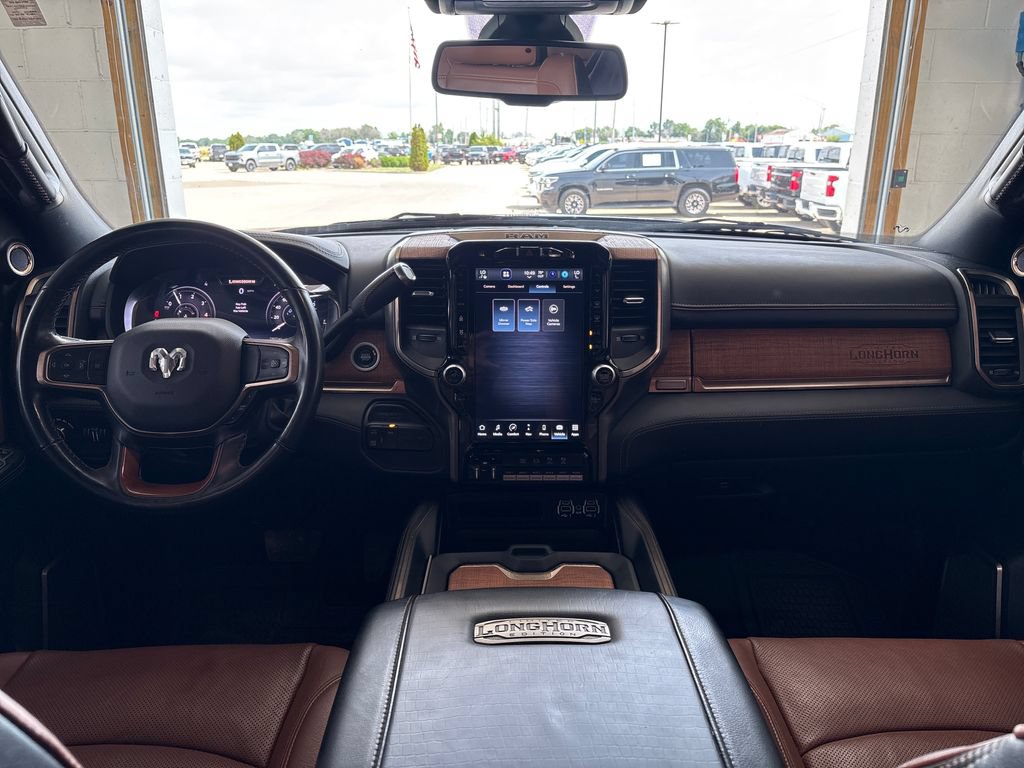 Used 2024 RAM 3500 Limited w/ Towing Technology Group AWD/4WD image 17