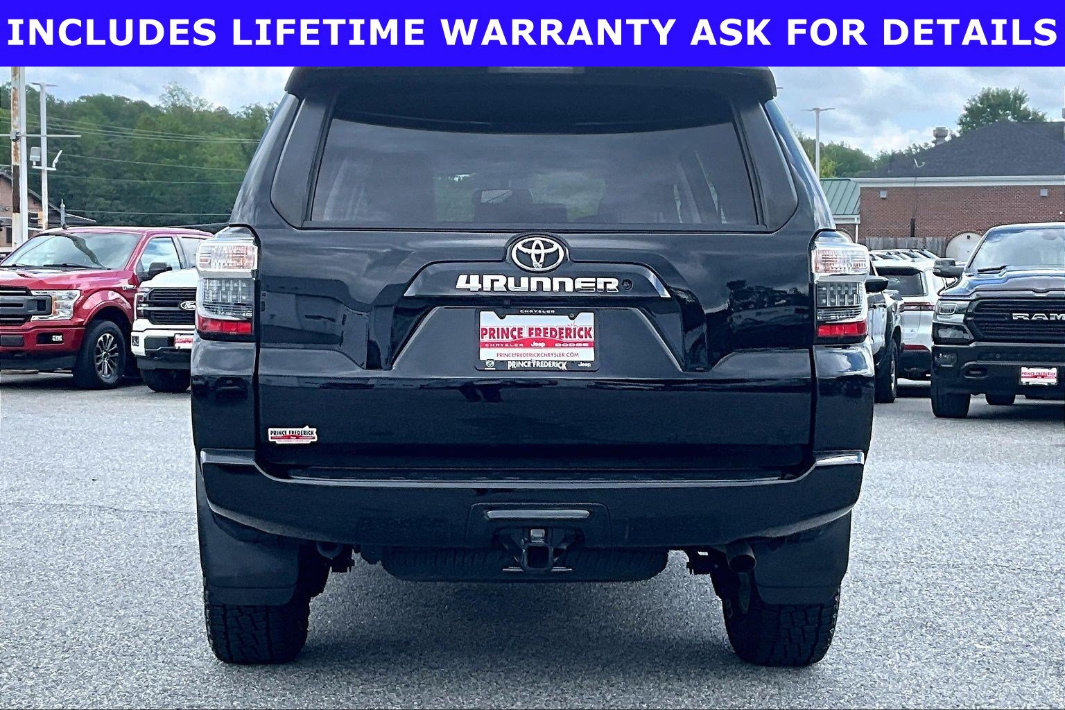 Used 2019 Toyota 4Runner SR5 Premium AWD/4WD image 4