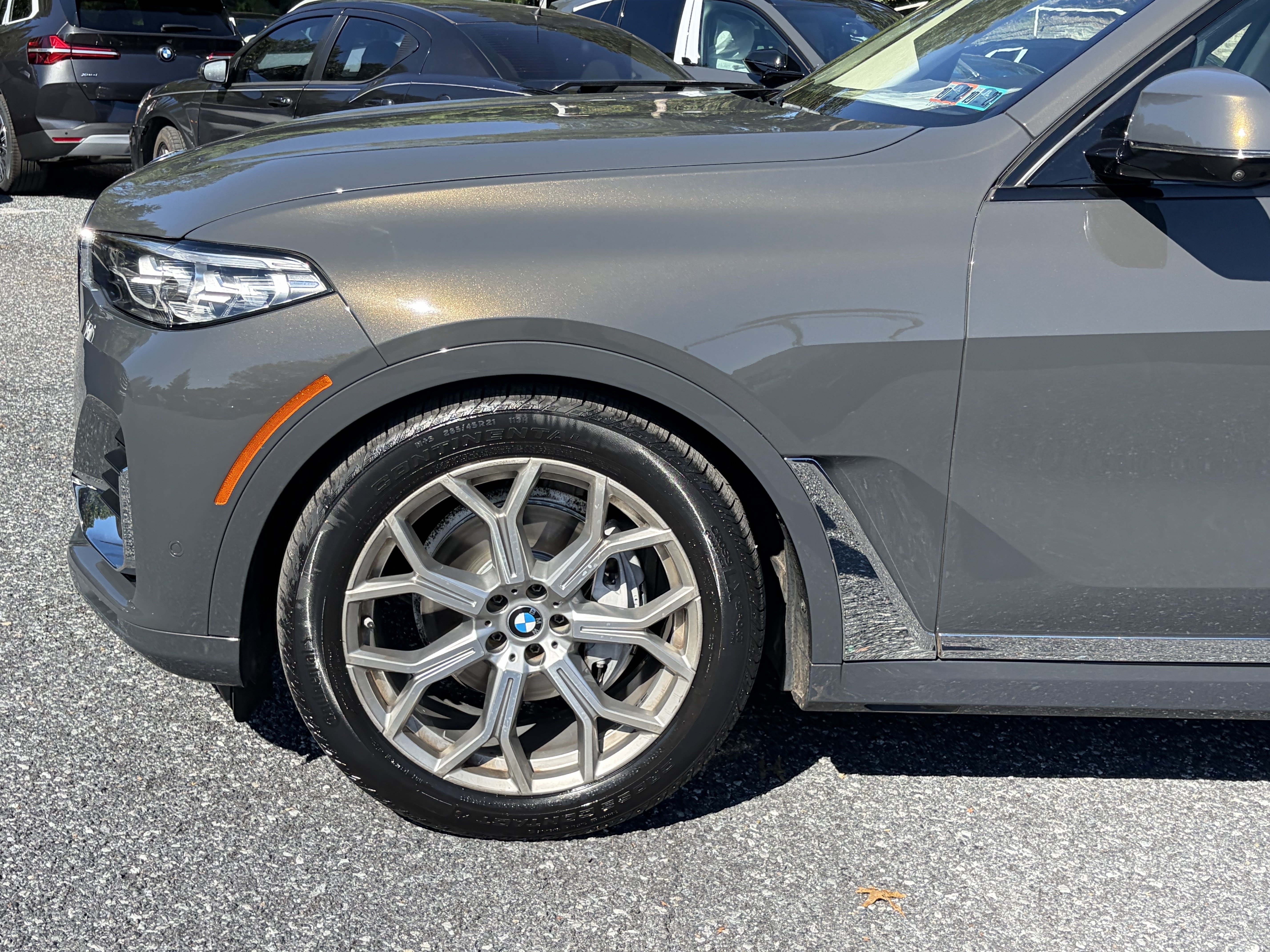 Certified 2022 BMW X7 xDrive40i w/ Cold Weather Package AWD/4WD image 3