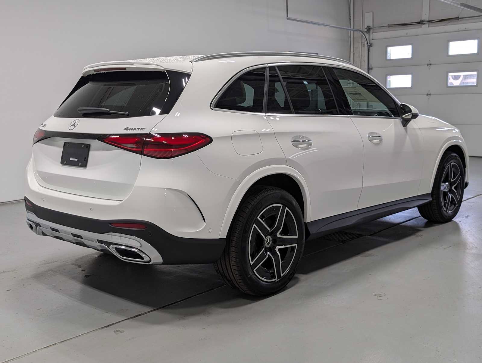 New 2027 Mercedes-Benz GLC 300 4MATIC image 7