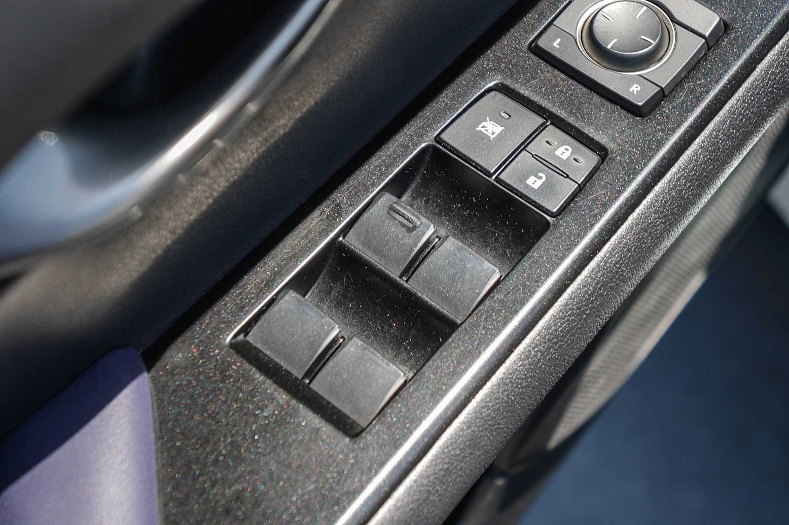 Used 2021 Lexus UX 250h w/ Premium Package AWD/4WD image 24