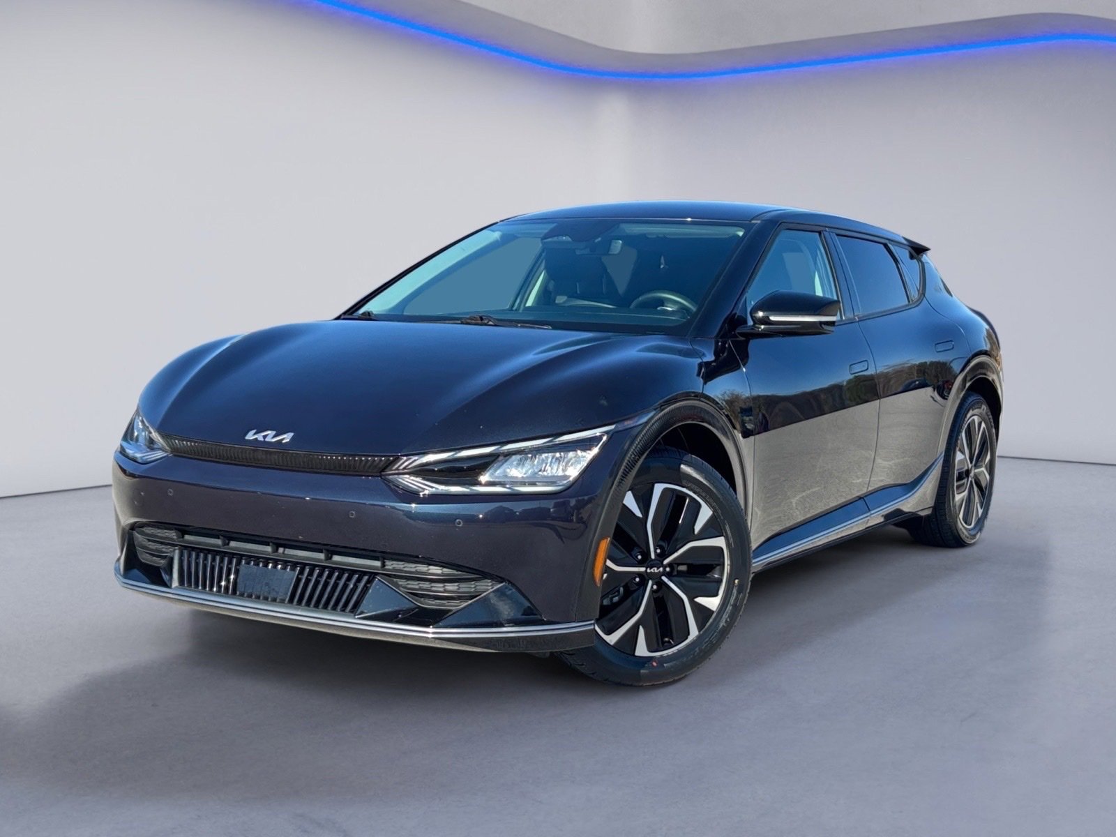 Used 2023 Kia EV6 Wind image 2