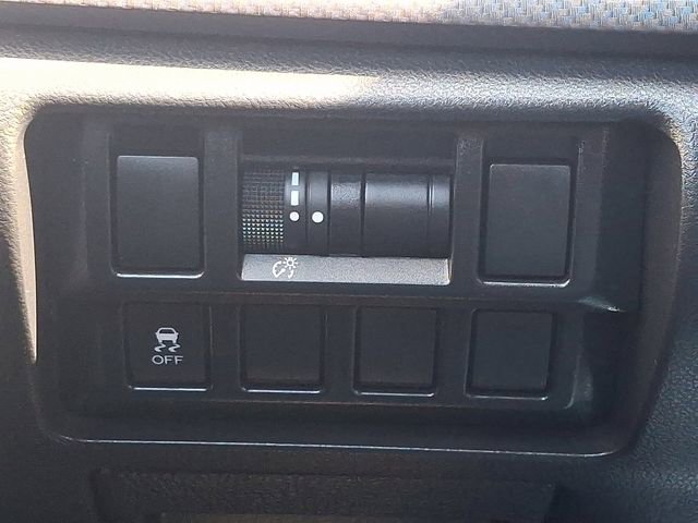 Used 2020 Subaru Impreza 2.0i Sport image 26