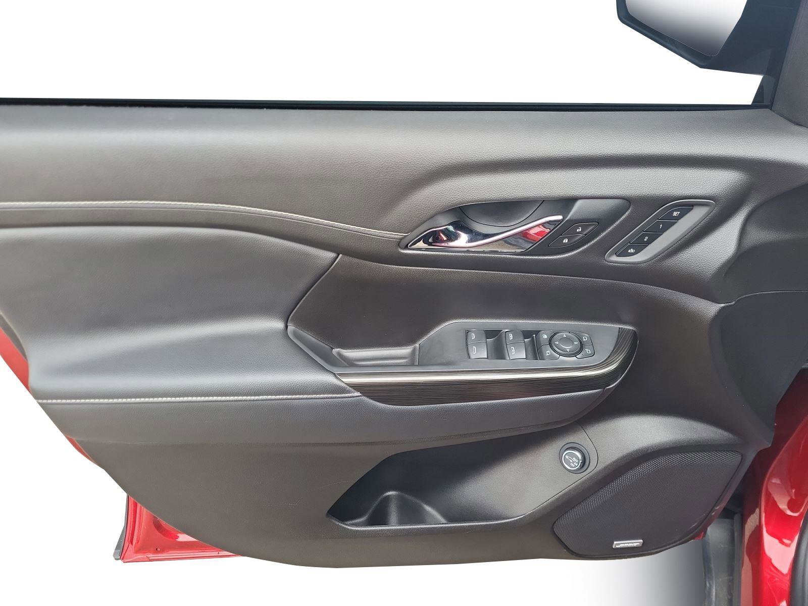 Used 2021 GMC Acadia SLT w/ Elevation Edition image 9