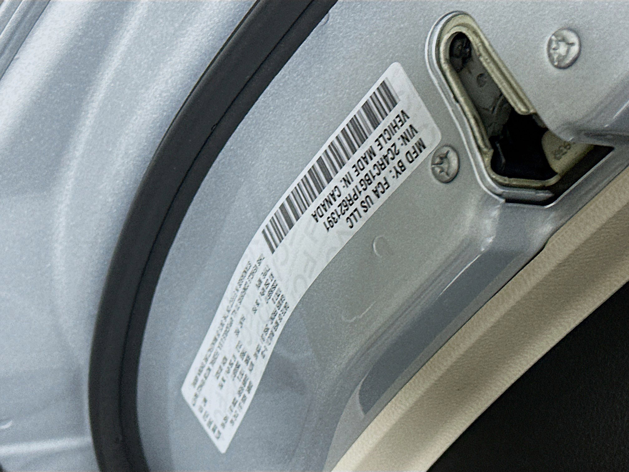 Used 2023 Chrysler Pacifica Touring-L image 12