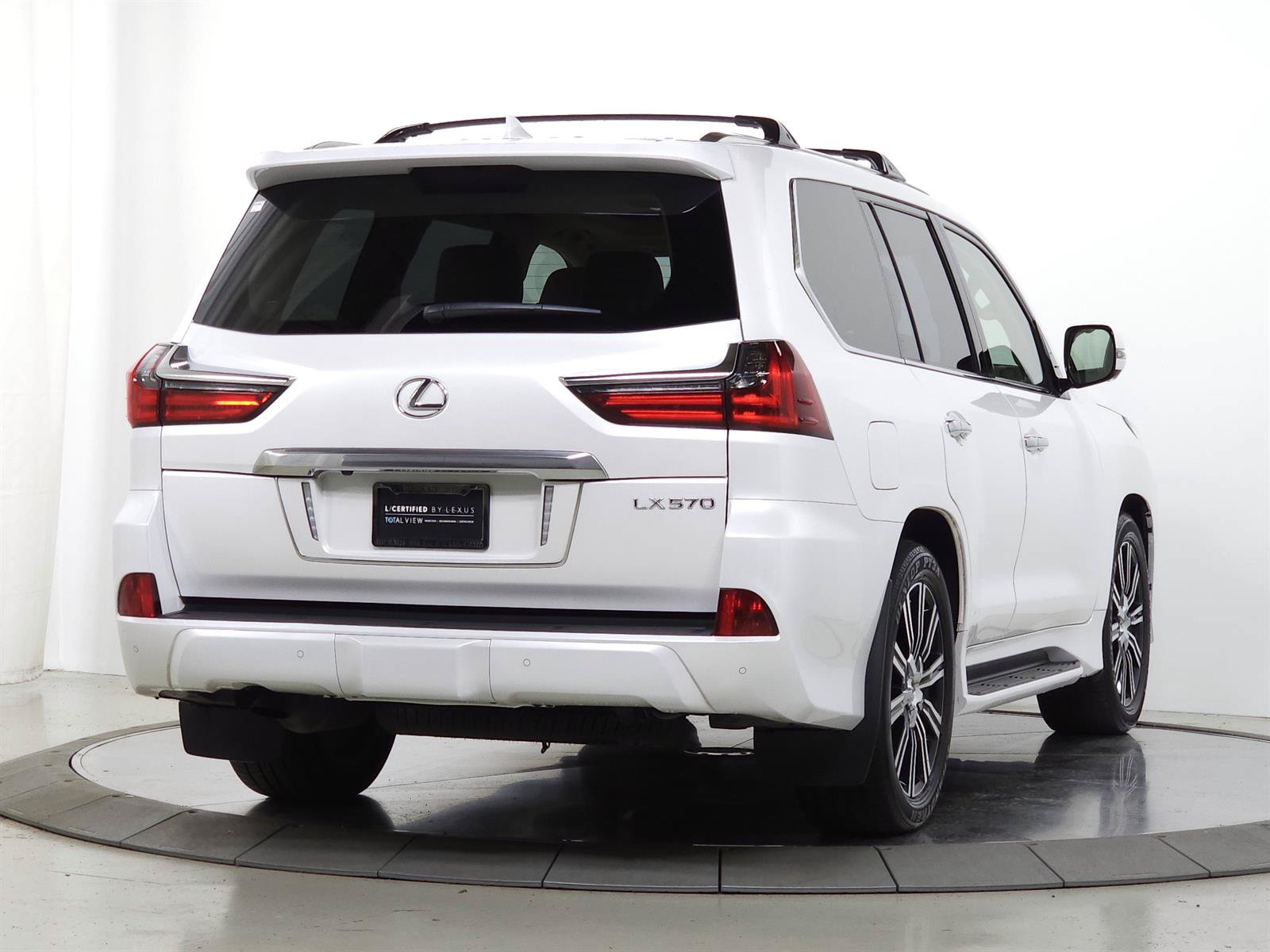 Certified 2021 Lexus LX 570 4WD w/ Luxury Package image 11