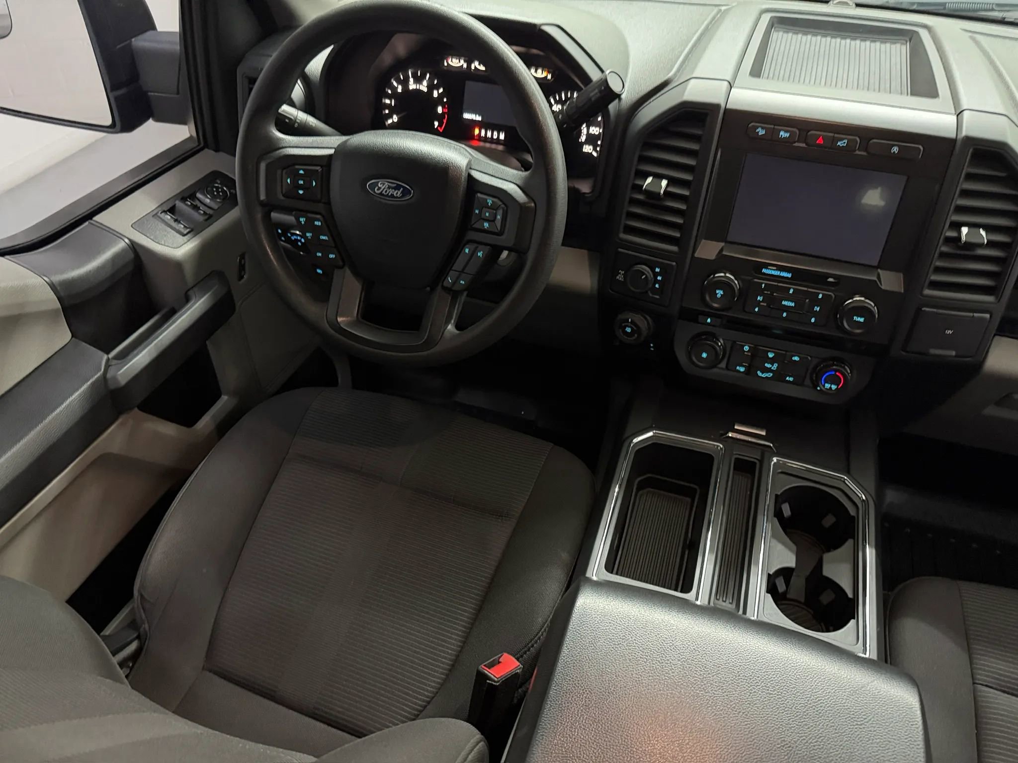 Used 2018 Ford F150 XL w/ Equipment Group 101A Mid AWD/4WD image 26