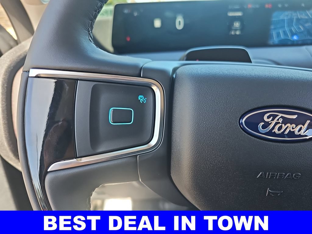 New 2025 Ford Expedition Max Platinum w/ Platinum Ultimate Package AWD/4WD image 18