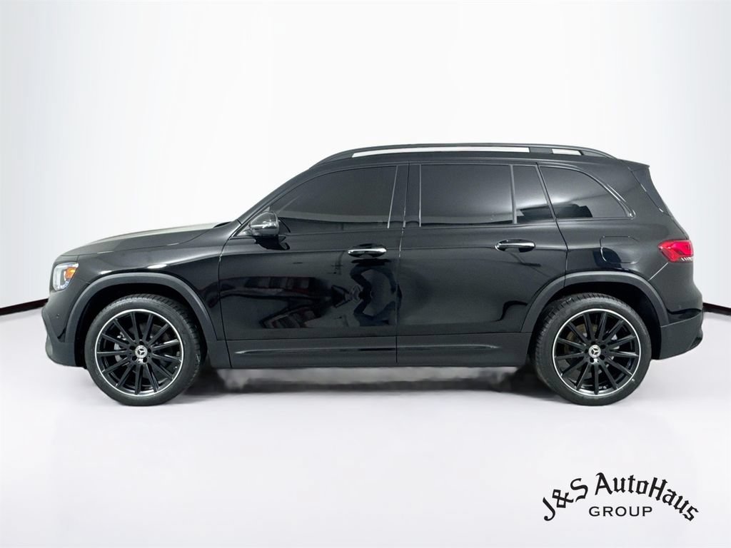 Used 2022 Mercedes-Benz GLB 250 4MATIC image 4