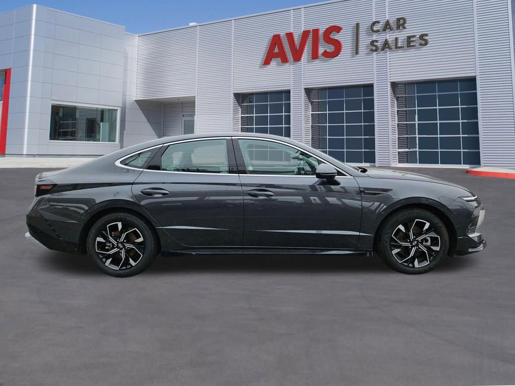 Used 2025 Hyundai Sonata SEL FWD image 7