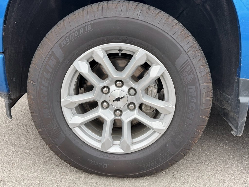 Used 2023 Chevrolet Silverado 1500 RST w/ Z71 Off-Road Package image 9