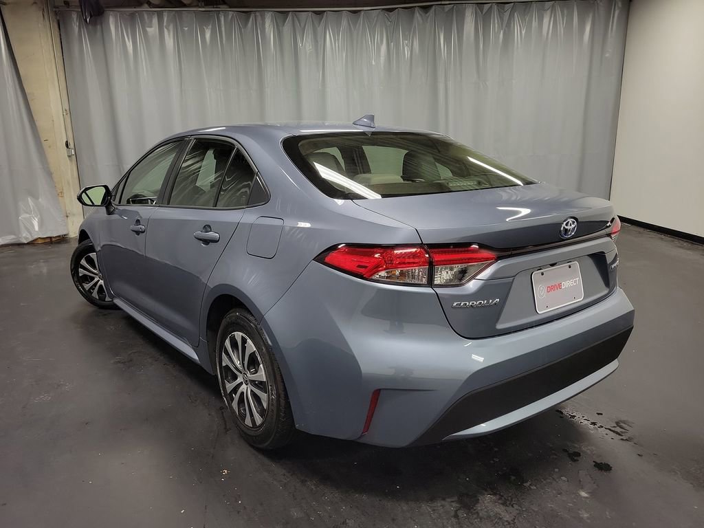 Used 2022 Toyota Corolla LE image 6