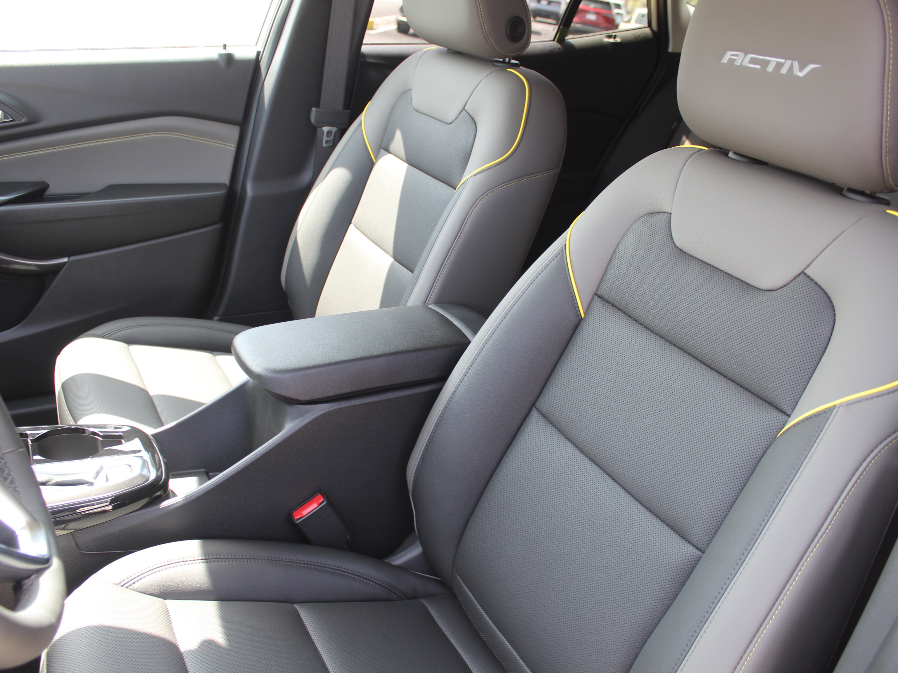 New 2026 Chevrolet Trax ACTIV w/ Driver Confidence Package FWD image 9