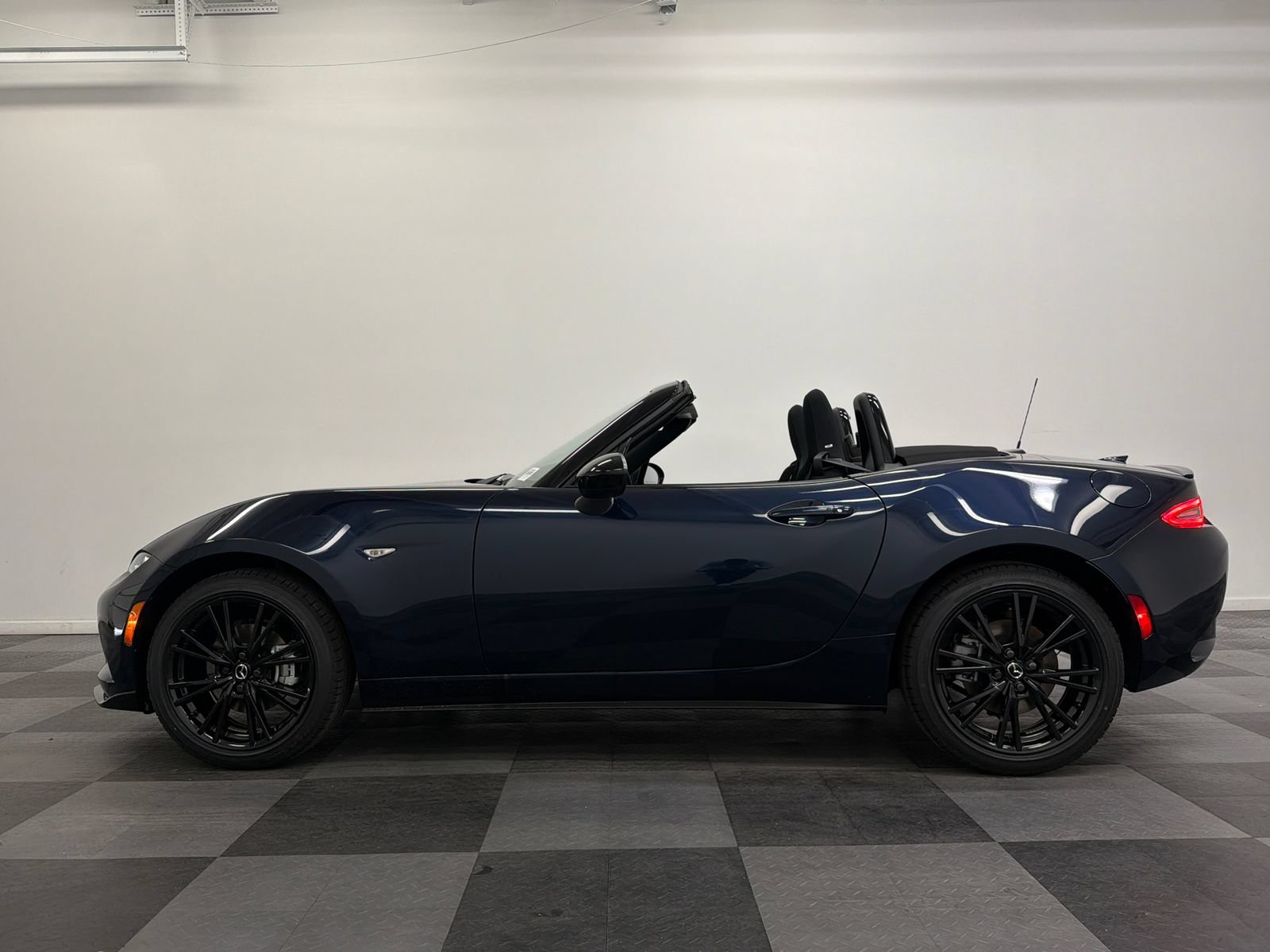 New 2026 MAZDA MX-5 Miata Club RWD image 4