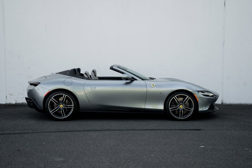 Certified 2024 Ferrari Roma Spider image 3