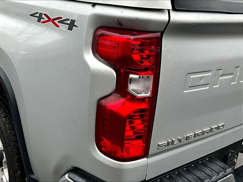Used 2020 Chevrolet Silverado 2500 LT w/ Fleet Comfort Package image 29