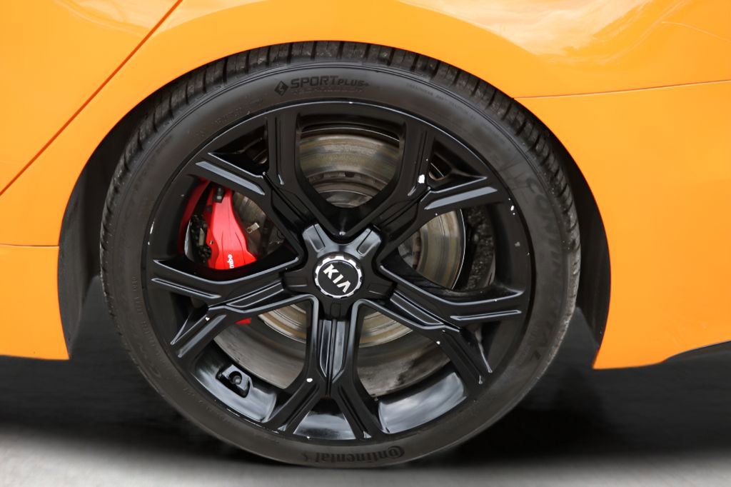 Used 2019 Kia Stinger GTS image 10