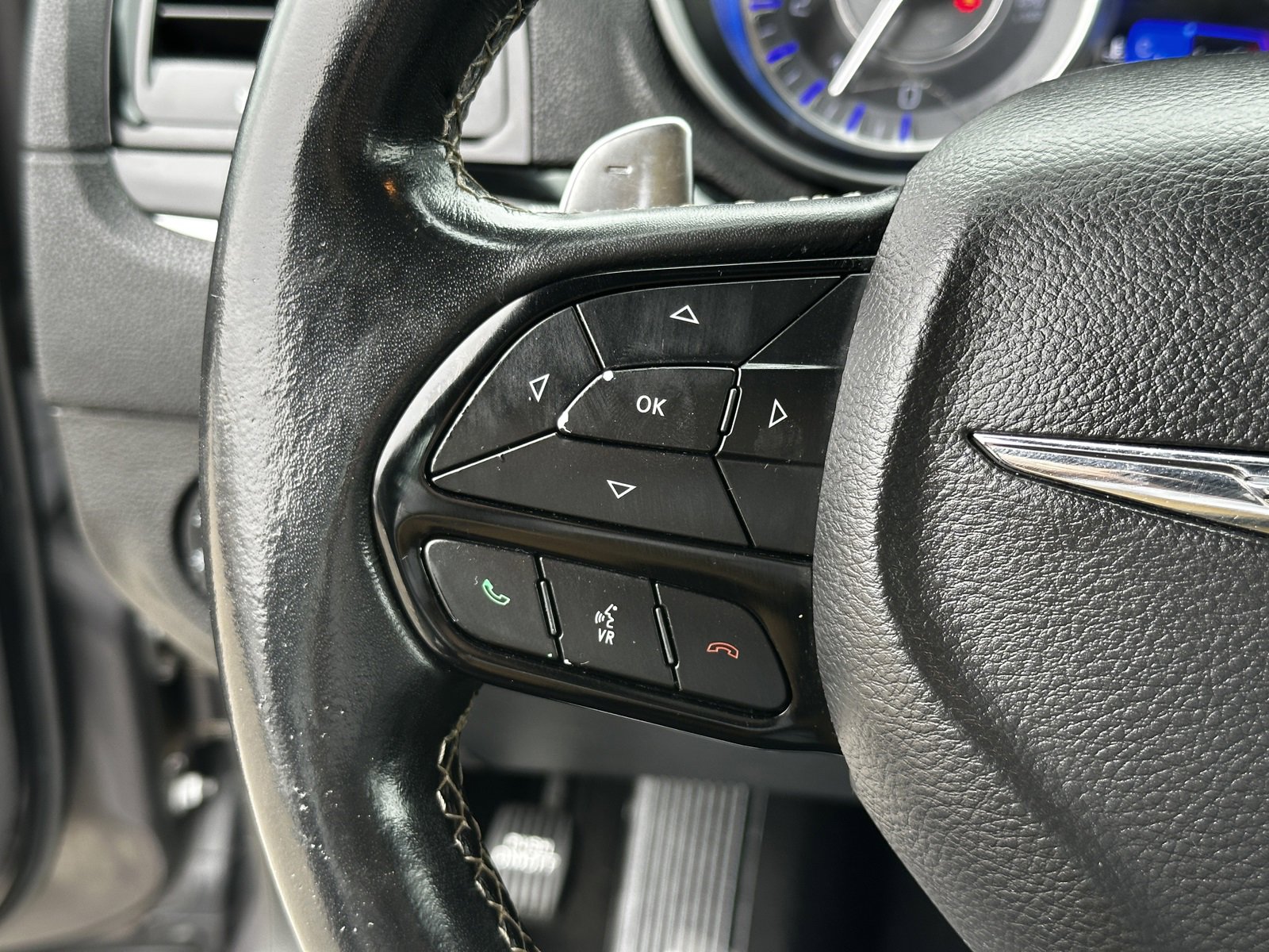 Used 2021 Chrysler 300 S image 25