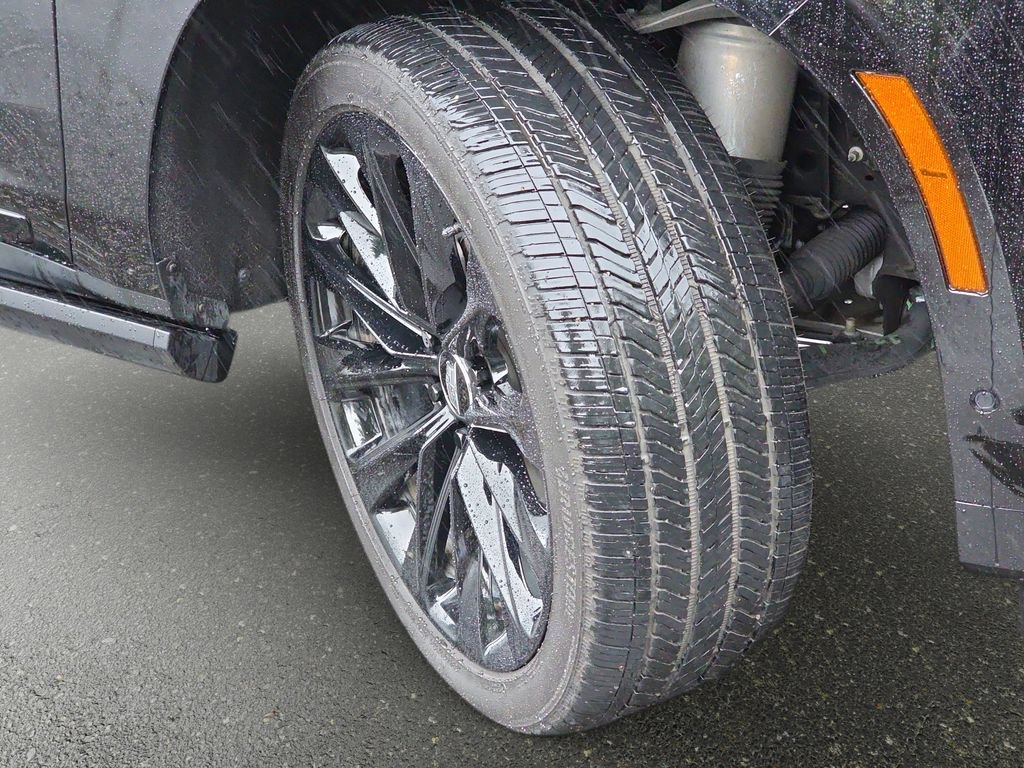 Used 2025 Cadillac Escalade Sport Platinum w/ LPO, ONYX Package AWD/4WD image 37