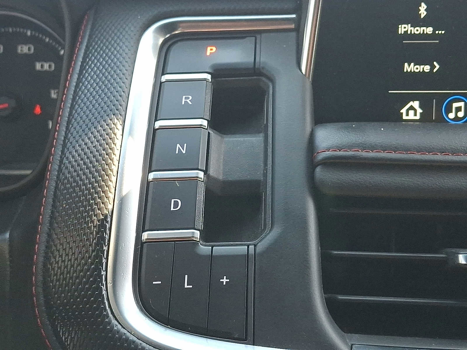 Used 2021 Chevrolet Tahoe RST image 14